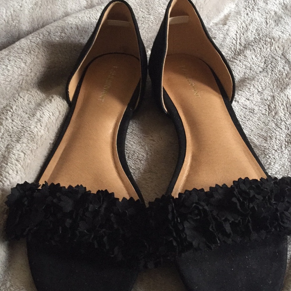 Black sandals